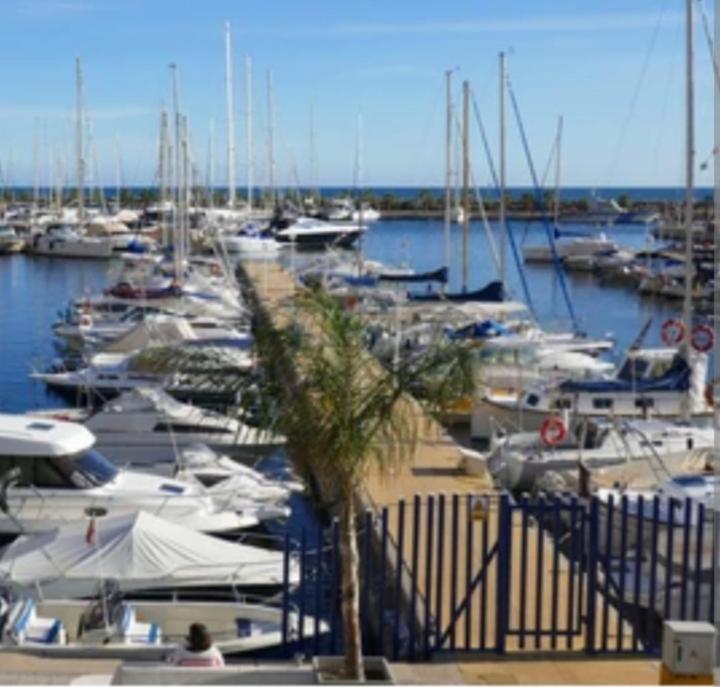 Habitacion Avilena Tropical En Aguadulce アルメリア エクステリア 写真