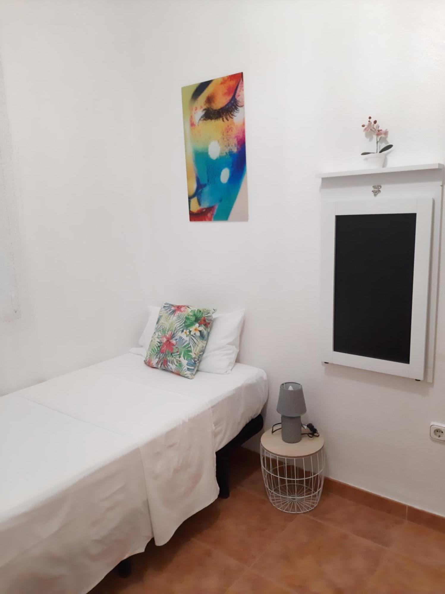 Habitacion Avilena Tropical En Aguadulce アルメリア 部屋 写真