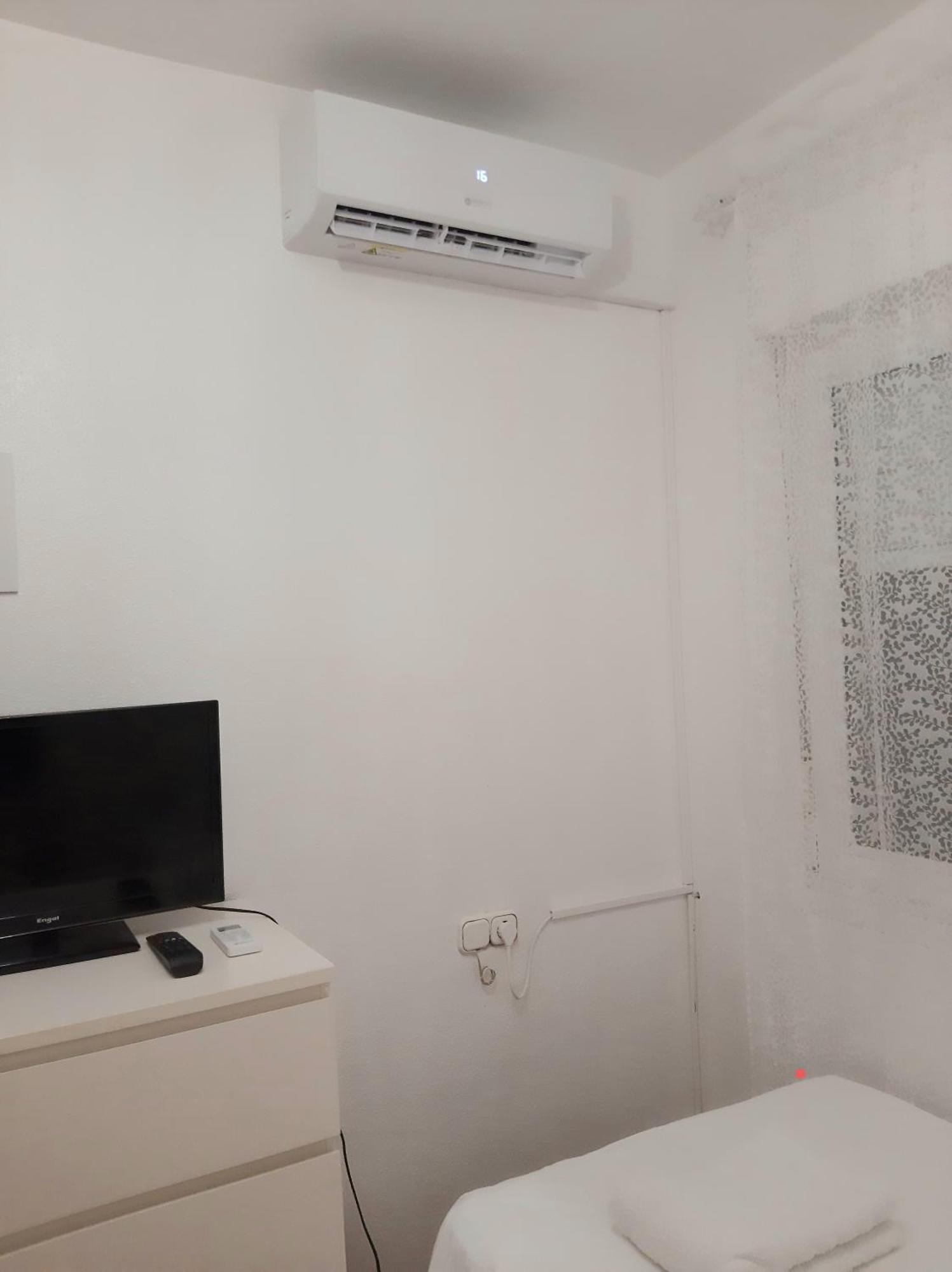 Habitacion Avilena Tropical En Aguadulce アルメリア 部屋 写真